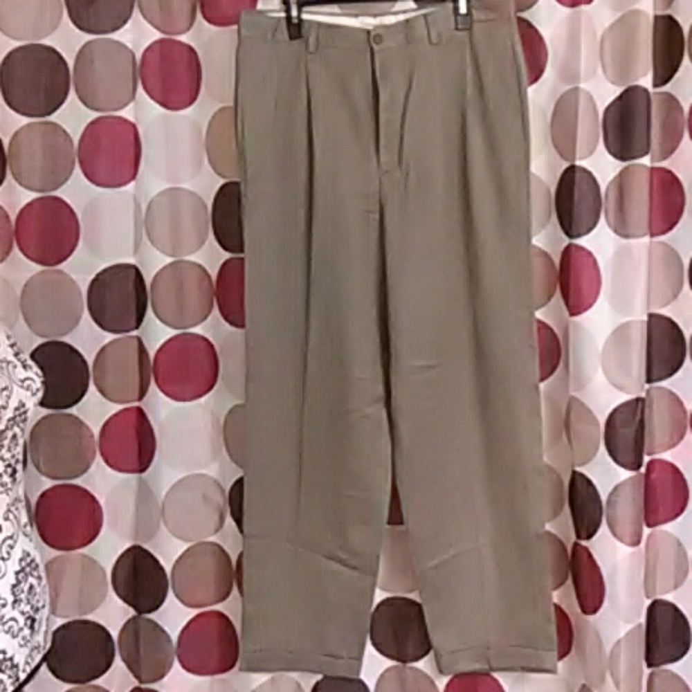 36R Claiborne slacks